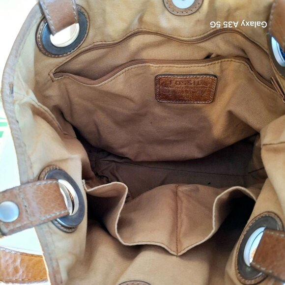 Fossil Tan Leather Shoulder Bag With Grommet Details & Key Charm Boho Cozy - Picture 8 of 14